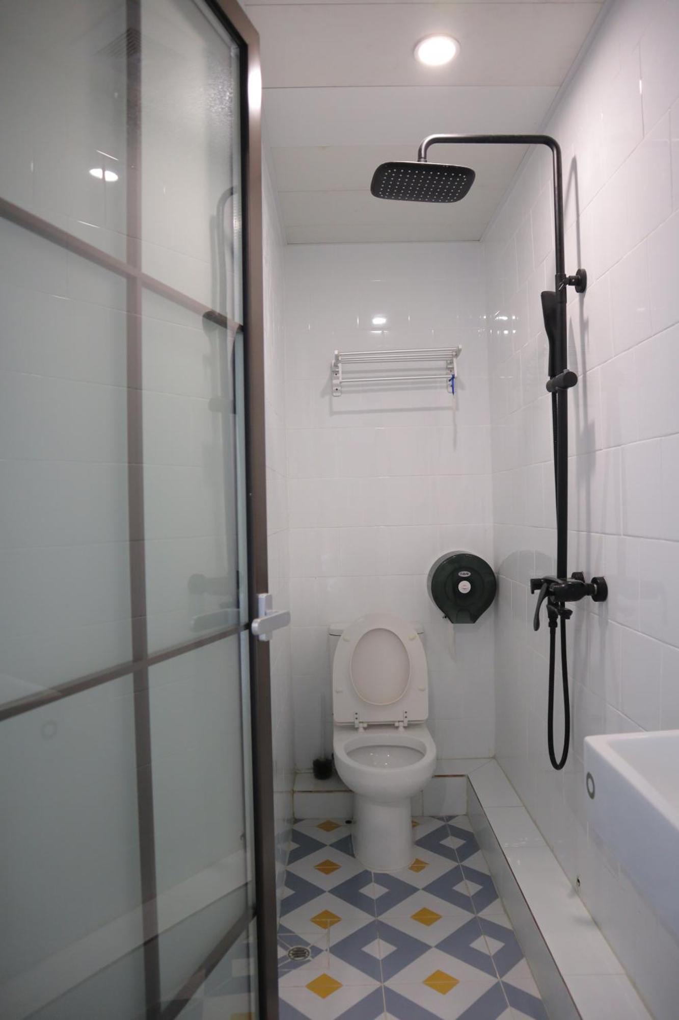 Hoi To Hostel Hong Kong Bagian luar foto