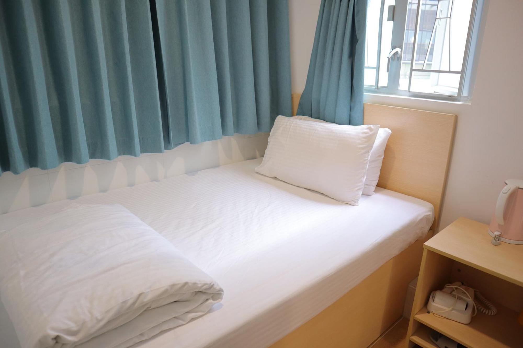 Hoi To Hostel Hong Kong Bagian luar foto