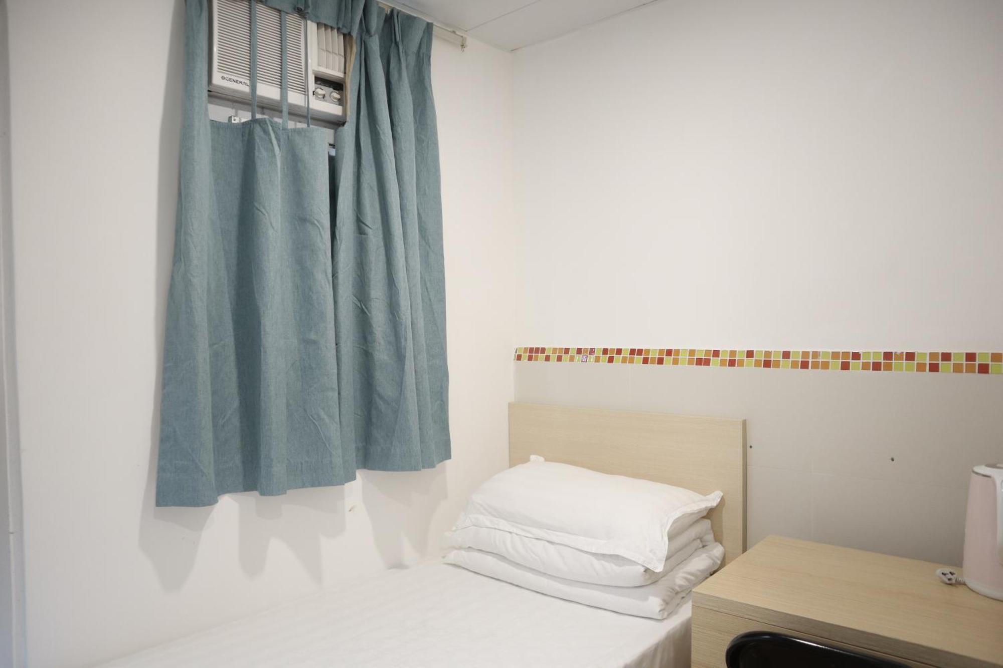 Hoi To Hostel Hong Kong Bagian luar foto